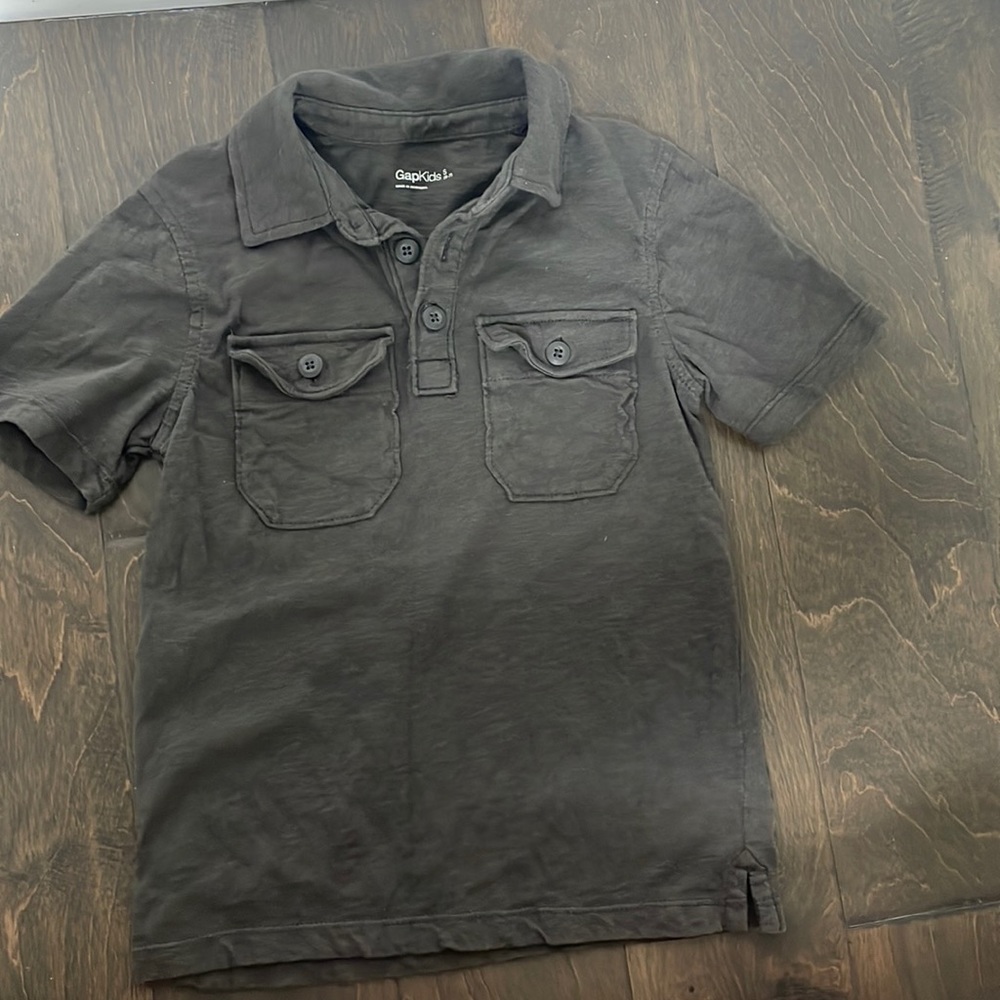 Gap Polo - Boys Size S (6/7)
